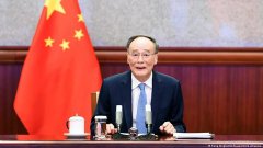 习近平不惜砍掉左膀右臂 而西方正送上“厚礼”