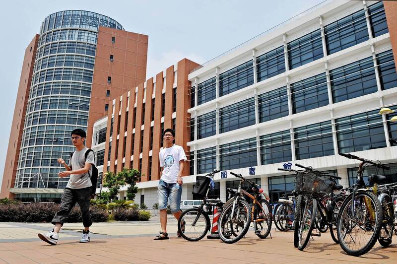 中国的诈骗集团锁定追求论文发表机会的学术界人士，捏造假的学术活动敛财。（法新社档案照）