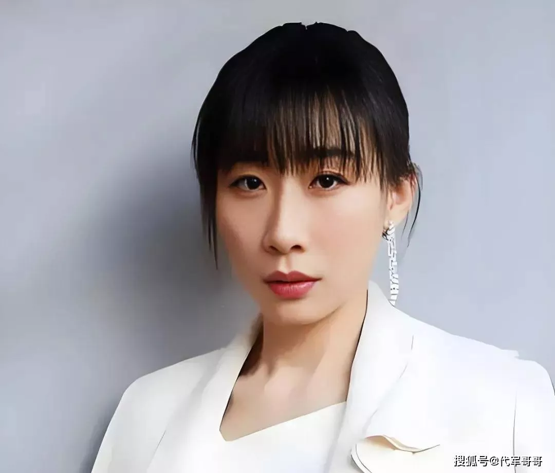 39岁任素汐近况曝光！与前夫李洋离婚已经10年