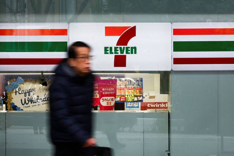日本便利商店龙头7-Eleven于今日传出，因担忧部分门市恐横行动漫及游戏热门角色商品的不正当转卖行为，已向全国加盟店发出警告文书；示意图。（路透社资料照）