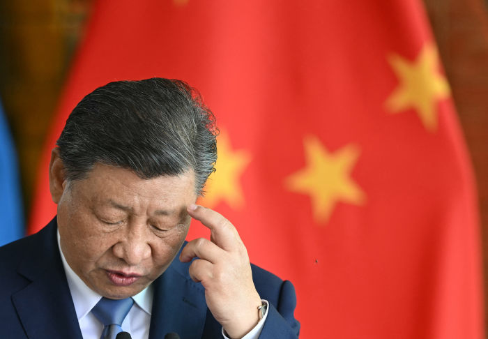 中国债台高筑，习近平仍坚持自上而下的经济方针- 华尔街日报