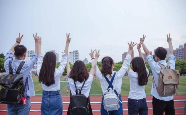 “教育界兰博基尼”  北京十一学校藏着什么真相