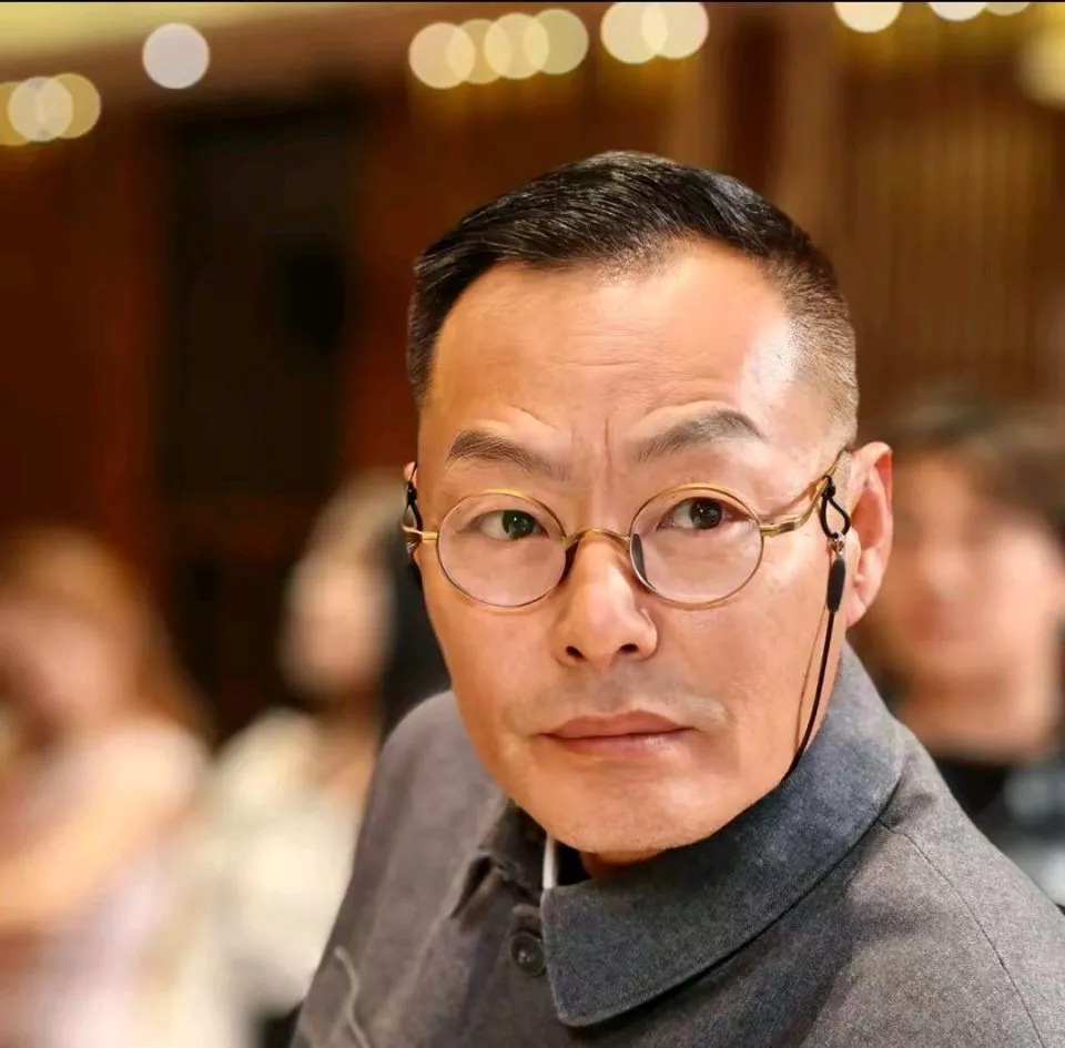 草根演员王新昉猝然离世，年仅55岁，儿子回应