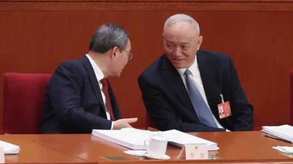 饭局牵出性侵案蔡奇第三名旧部传出事官网简历被撤(组图) | journal chinois en france | 欧洲看中国Regards sur  la Chine - Journal